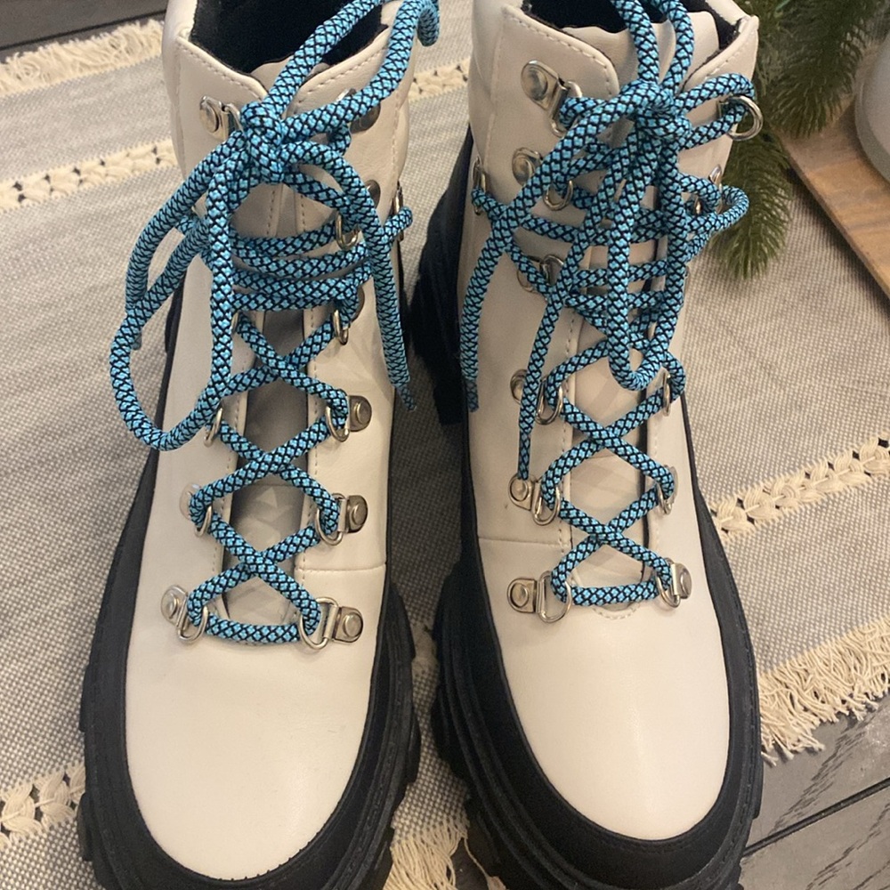 Portland boots - Picture 4 of 4